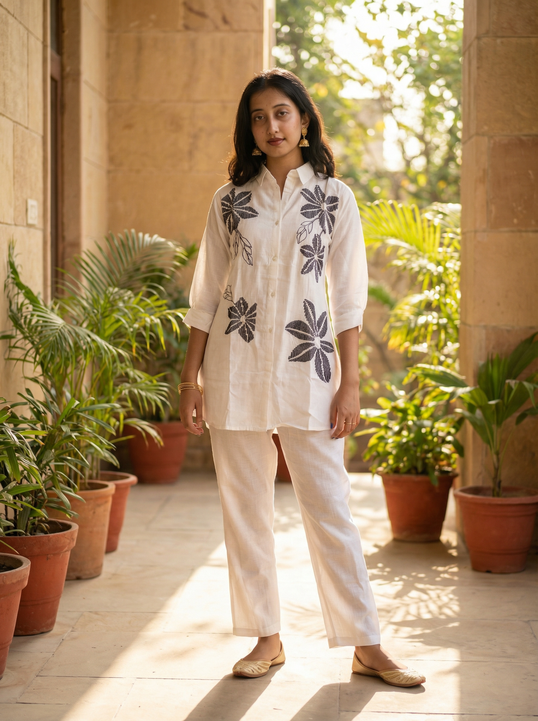 VATICAN SILK WHITE CORD SET WITH FLOWER EMBROIDERY